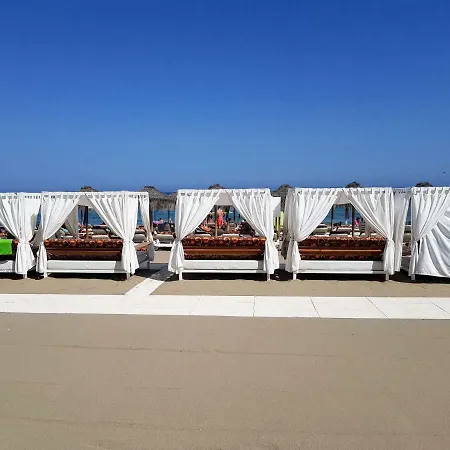 Estudio En Zona Petonal Y Cerca A La Playa Appartement