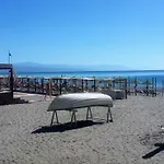 Estudio En Zona Petonal Y Cerca A La Playa