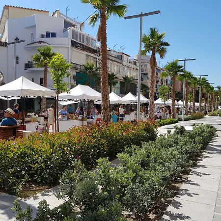 Estudio En Zona Petonal Y Cerca A La Playa