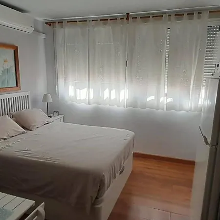 Апартаменты Estudio En Zona Petonal Y Cerca A La Playa Торремолинос