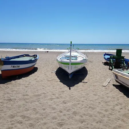Estudio En Zona Petonal Y Cerca A La Playa Apartamento
